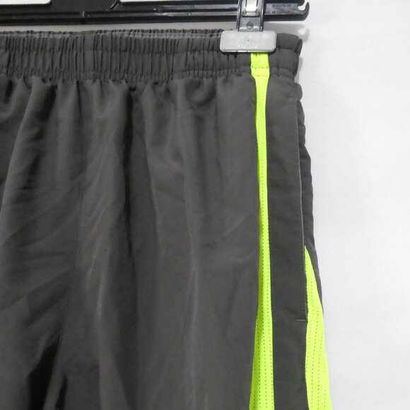 UNDER ARMOUR | medium | Youth Exercise Shorts With Mesh Yellow Side Panels - Picture 5 of 14